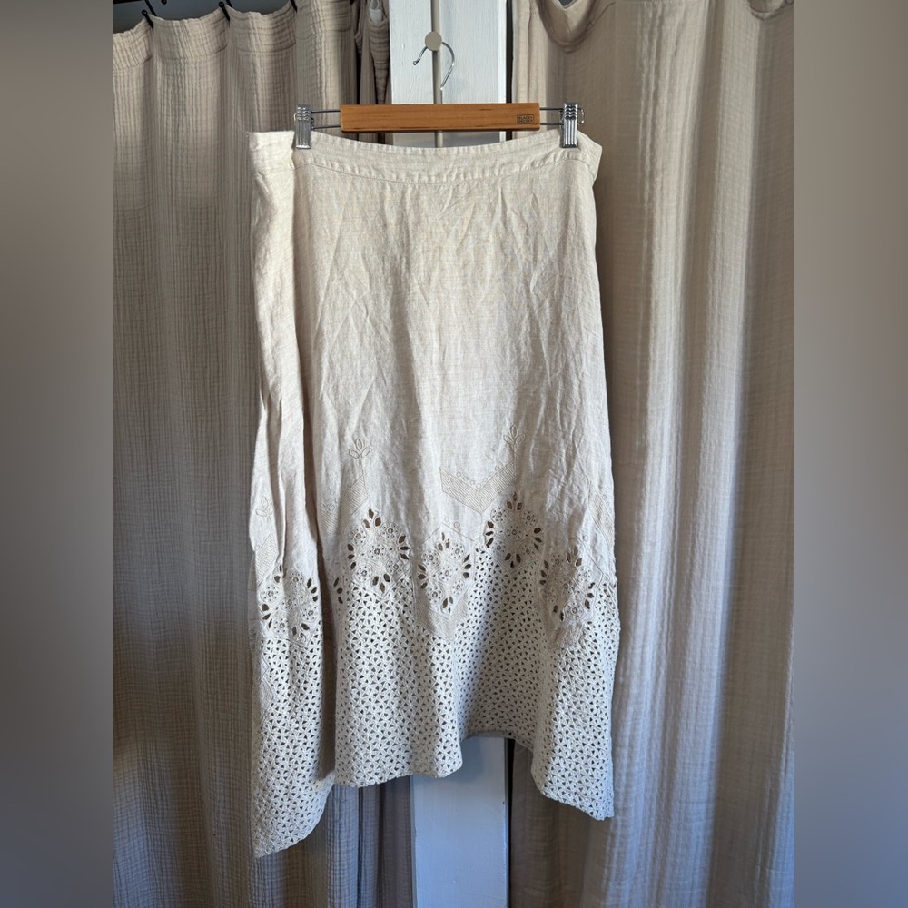 Chicos 100% Linen Eyelet Midi Skirt- 2 (12/14)